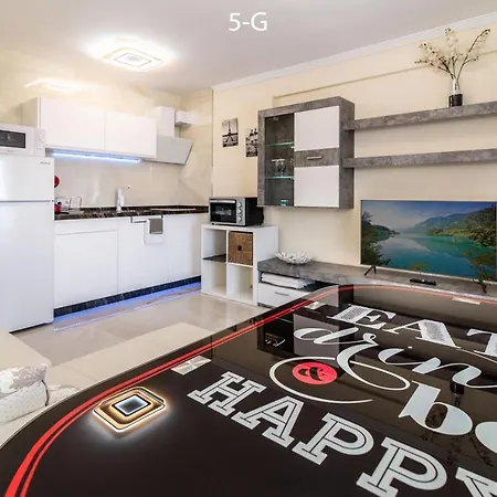 Always Happy 1 Bdr 6g And 5g Puerto Marina Views *